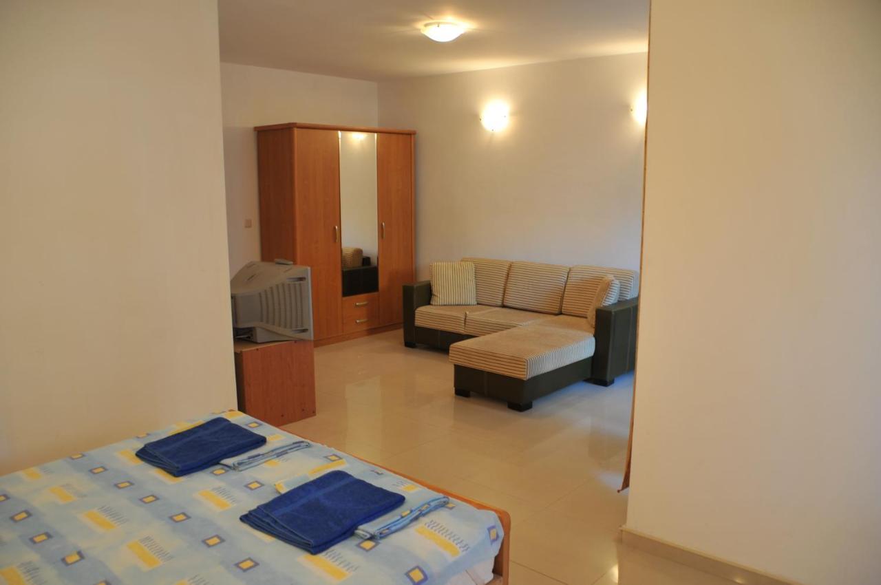 Villa Viktoria Studios Tsarevo Exteriör bild